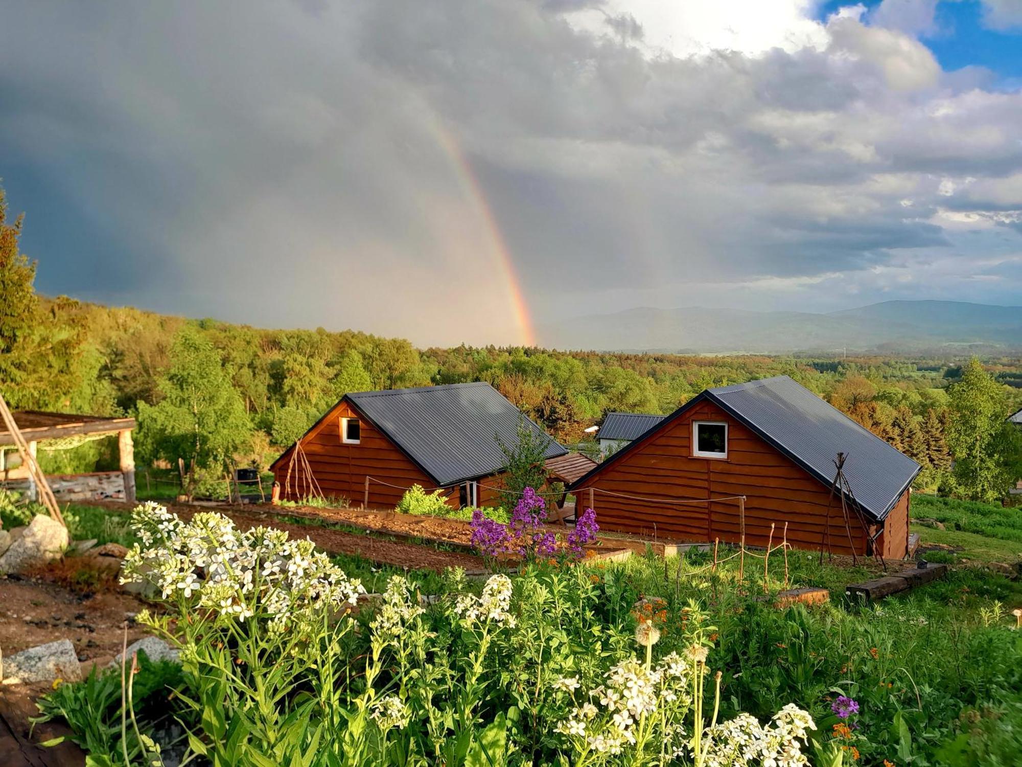 Sunset Holidays - Boska Nora Chalet Komarno
